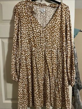 True Craft Tan and White Animal-Print Tiered V-Neck Dress